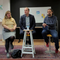 Sebastian Roloff, MdB (Bildmitte) mit Heike Krämer und Johannes Schlüter